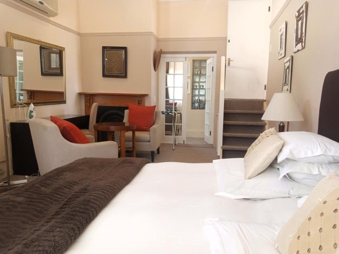Liberty Lodge Guest House Kaapstad Buitenkant foto